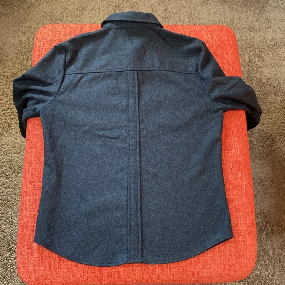 VTG 90’s JCrew Dark Grey Wool Button Down Up Shirt Winter Shacket